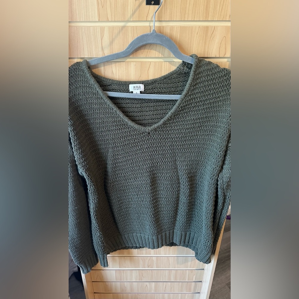 Knotted Sweatshirt